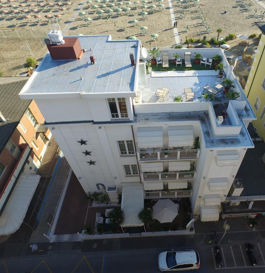 Hotel Belvedere Spiaggia Ρίμινι Εξωτερικό φωτογραφία
